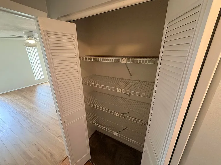 8625 Briar Patch Dr — Photo 20