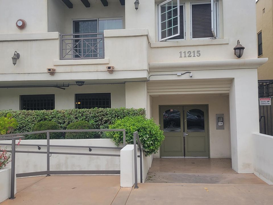 1st image of 11215 Huston St #304