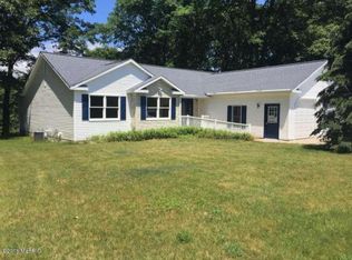 5200 W Riley Thompson Rd, Whitehall, MI 49461