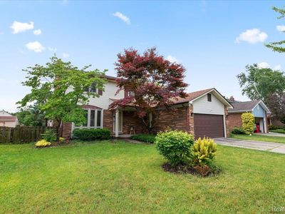 18068 Autumn Ln, Macomb, MI, 48044