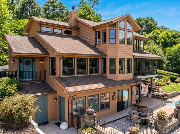4155 White Wing Rd, Lenoir City, TN 37771
