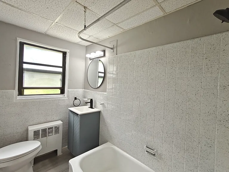 121 Forest Ave #9A — Photo 5