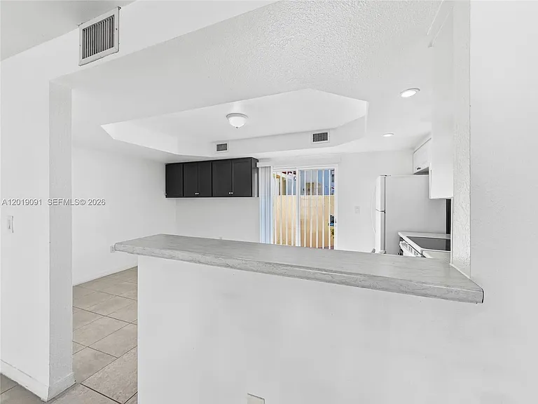 3002 San Remo Cir #0 — Photo 6