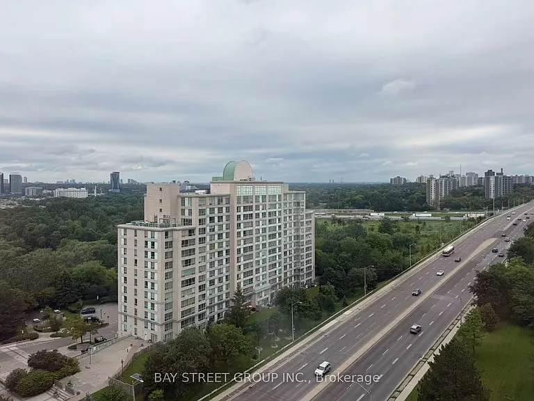 18 Graydon Hall Dr #1503 — Photo 1