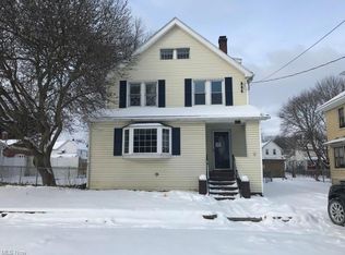 112 16th St NW, Barberton, OH 44203