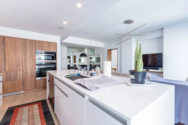 Rented by Douglas Elliman | media 22