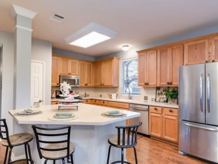 2822 Cascade Mist — Photo 4