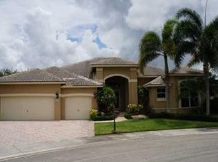 316 Mallard Rd, Fort Lauderdale, FL 33327