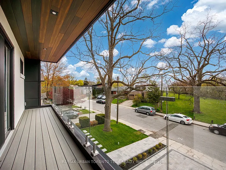 4 Drake Cres — Photo 43