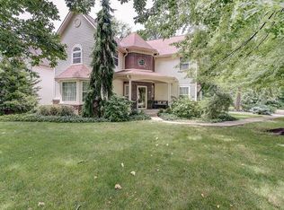 4926 Melbourne Rd, Indianapolis, IN 46228