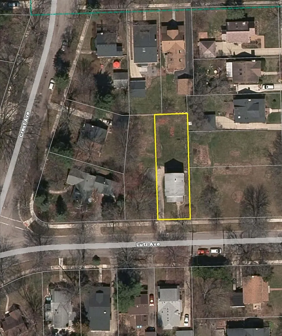 1210 Lutz Ave photo 1