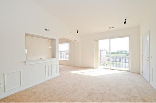 5th image of 16660 S Liberty Cir #3N