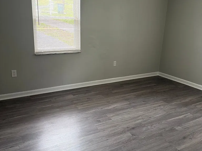 812 Burwind Ct — Photo 7