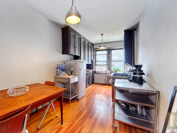 504 Grand Street image 1 of 10