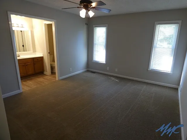 2262 Patriot Dr — Photo 19