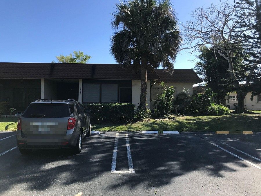 1st image of 1892 Palmland Dr #4