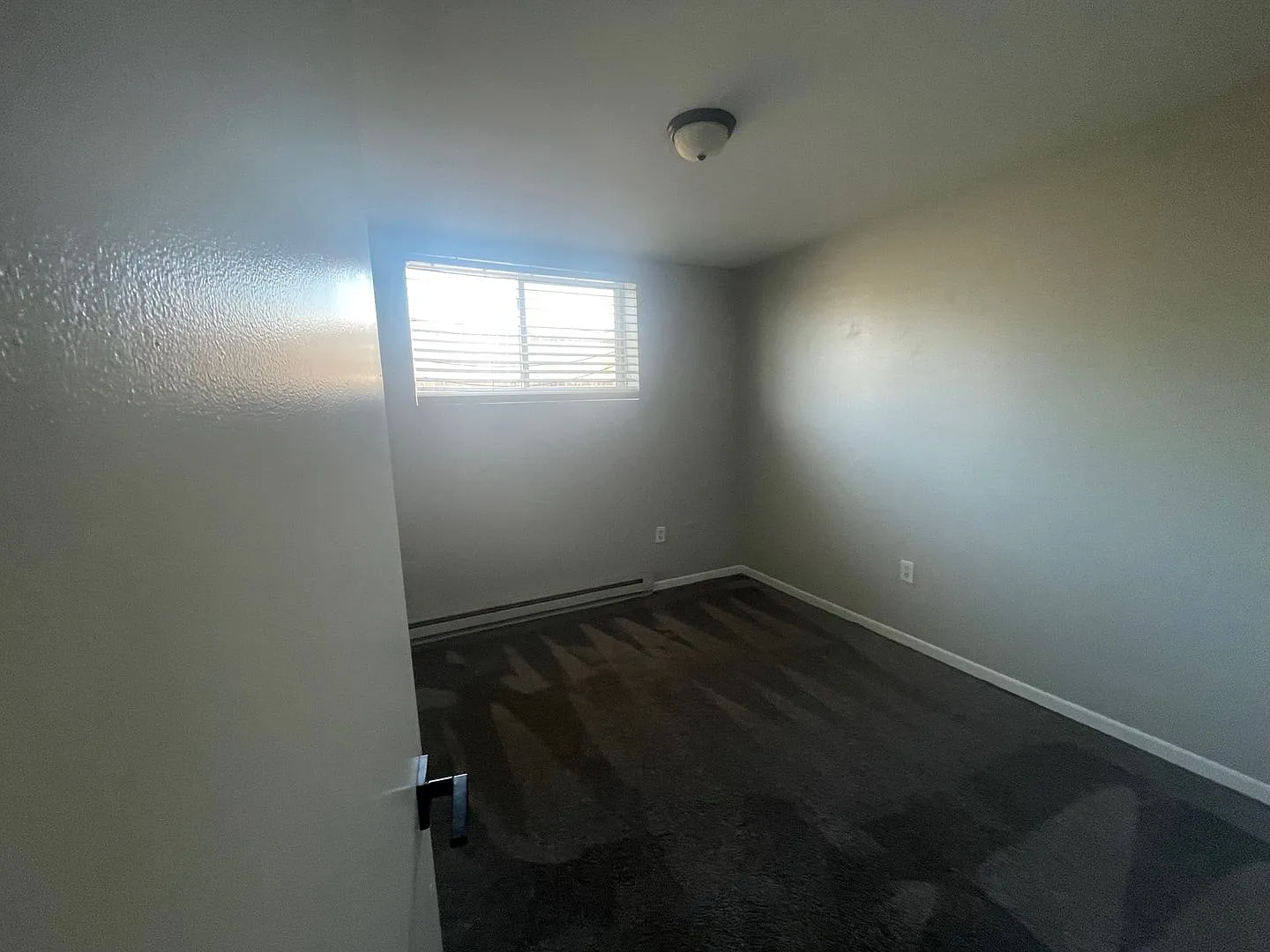 219 Applewood — Photo 4