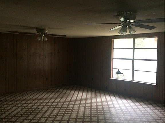 3rd image of 1253 Lone Star Dr