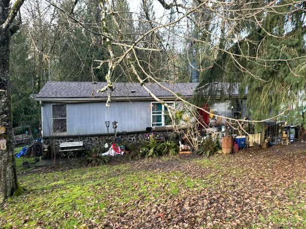 712 Ostrander Rd, Kelso, WA 98626