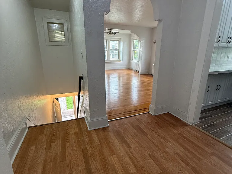 255 W Englewood Ave #2 — Photo 7