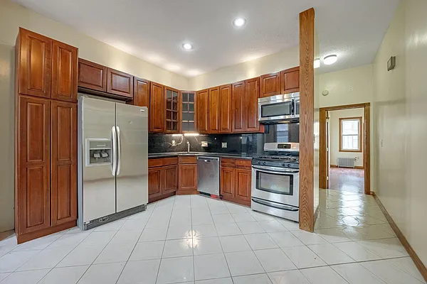 Sold by Madison Estates Sotheby's International Realty | media 4