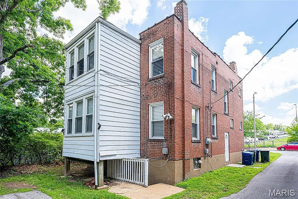 1 bed, 1000 sqft, $995 — Photo 2