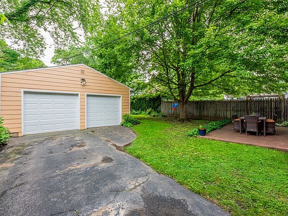 3rd image of 73 Harding Rd