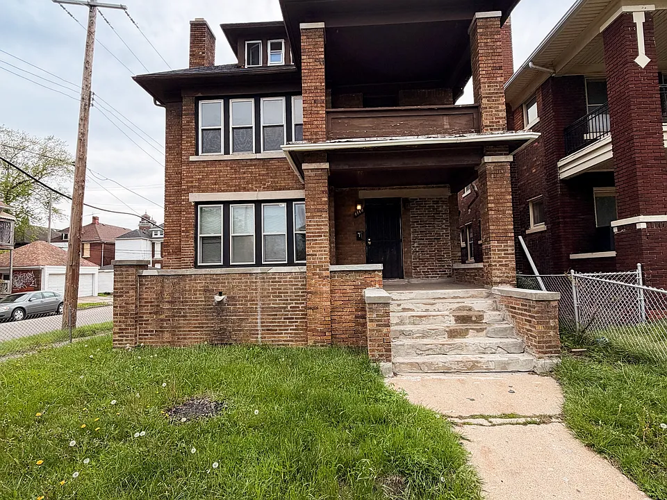 4114 W Euclid St