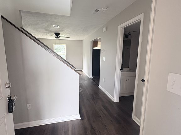 2nd image of 123 Karen Ct