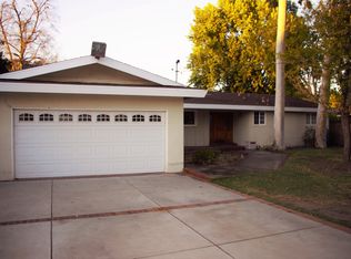 17249 Raymer St, Northridge, CA 91325