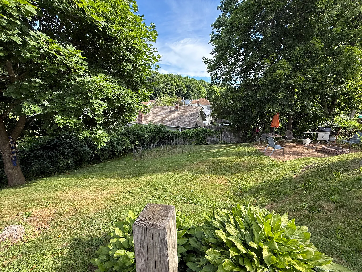 2 bed, 1100 sqft, $1,950 — Photo 2