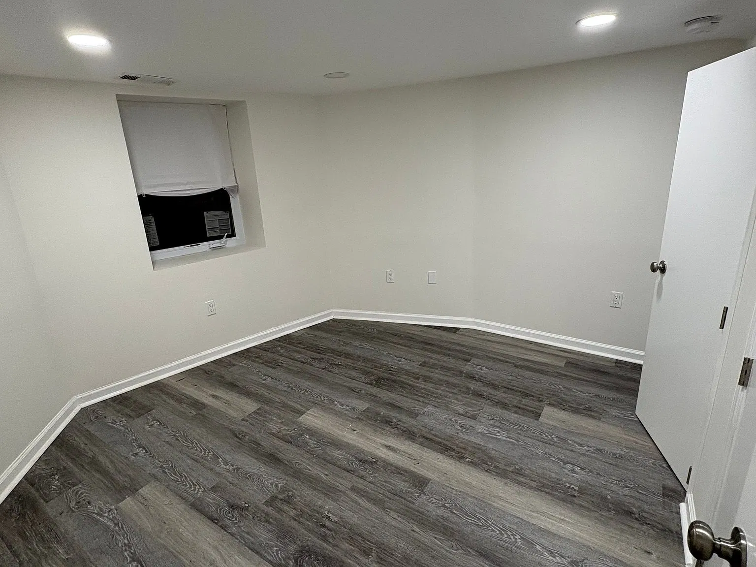Spacious 2 Bed 2 Bath in Washington, DC - Available 09/25 - $2300 — Photo 4