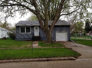 705 Cornelius St, Cherokee, IA 51012