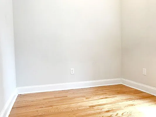 Rented by AJ Clarke | media 26