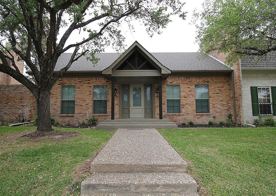 1st image of 1213 Brook Hollow Dr