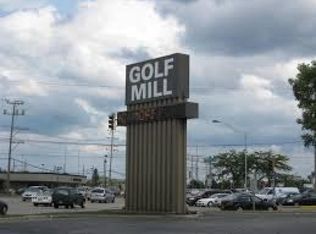 339 Golf Mill Ctr, Niles, IL 60714