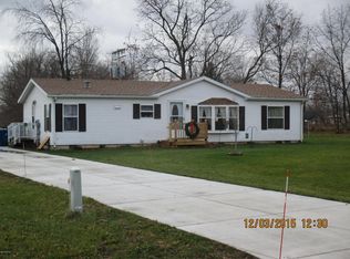 851 Lawrence St, Quincy, MI 49082