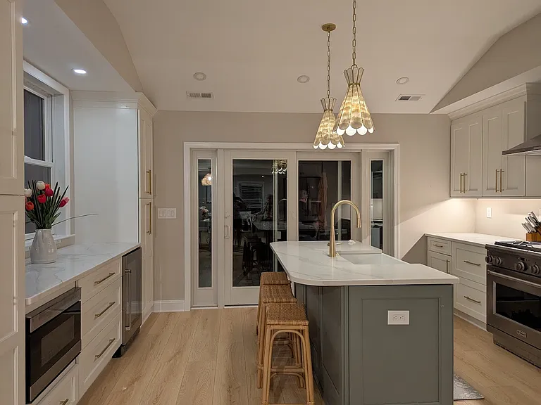 742 21st Ave — Photo 11