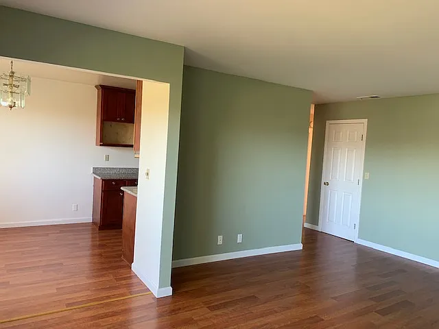 1920 Latham St #15 — Photo 9