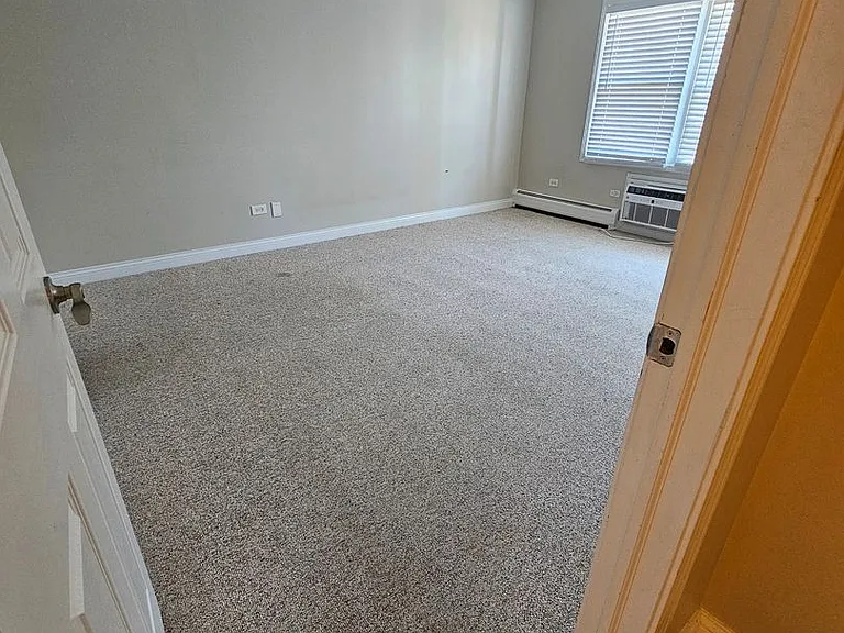 Maple Apts — Photo 29