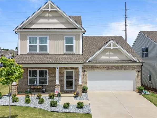 2424 Dukes Hollow Ct, High Point, NC 27265