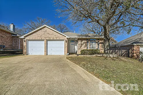 5933 Sagebrush Trl Photo 1