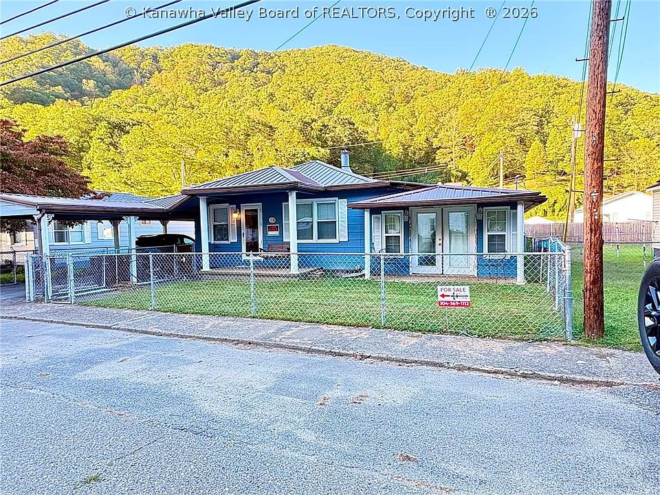1st image of 864 McKinley St