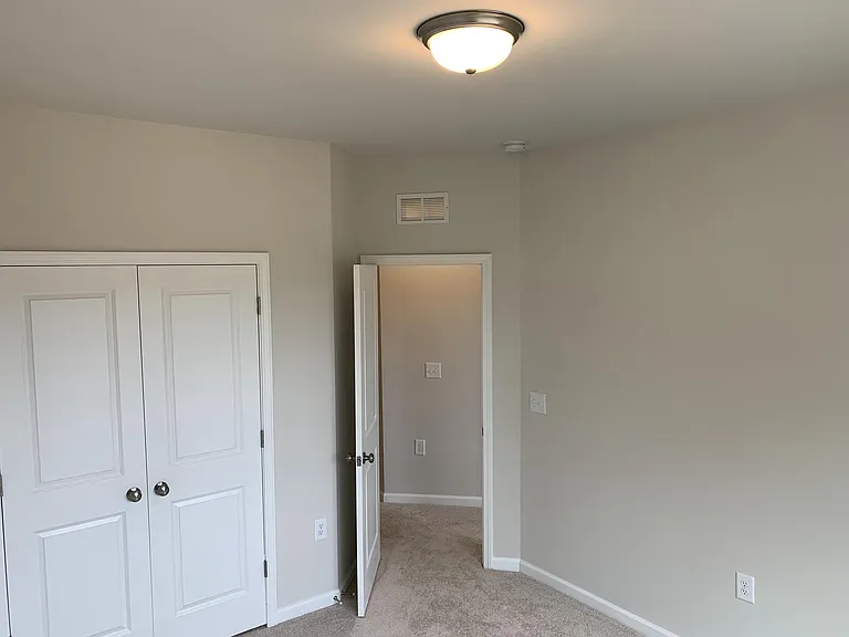 6193 Beale Loop #1 — Photo 7