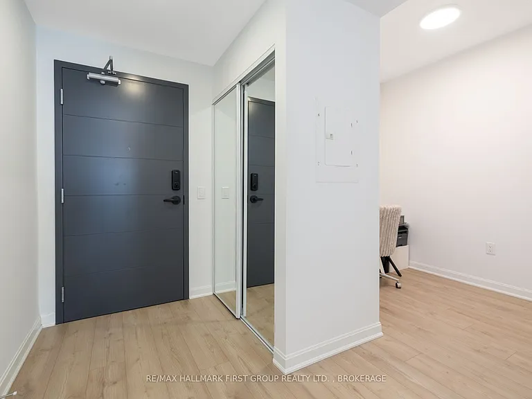 223 Princess St #429 — Photo 17