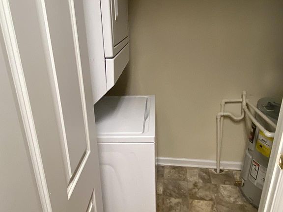 4th image of 1410 Hull St #222