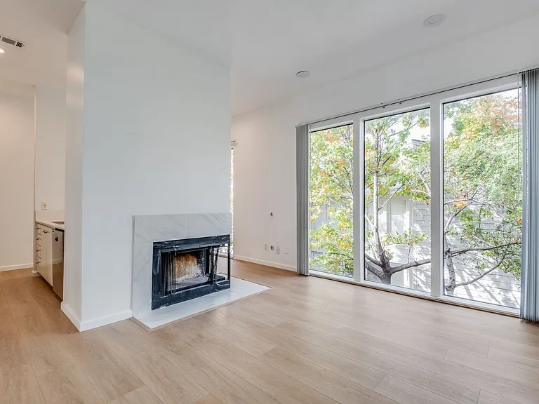 3610 Routh St — Photo 24