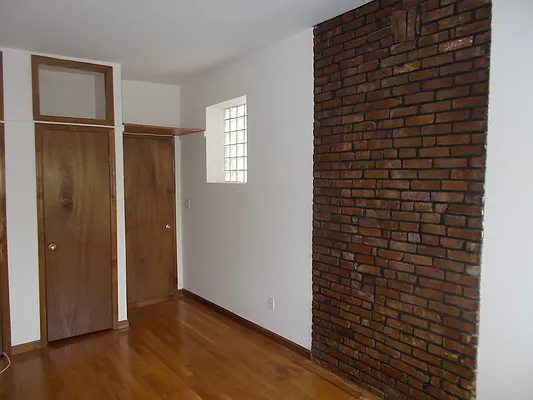 Rented by Farran & Associates | media 22