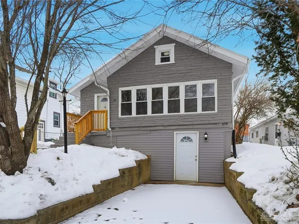 364 Ridge Rd, Springfield, OH 45503