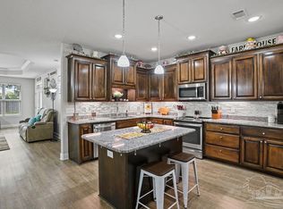 3916 Shady Grove Dr, Pace, FL 32571